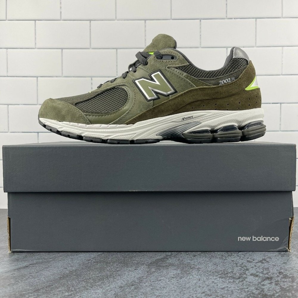 Mens New Balance Running Shoes Size 11 ML2002RG Camo Green Olive Classics NWB